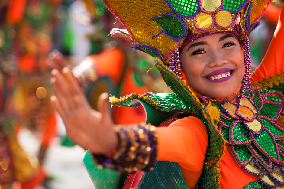 Sinulog Dancing